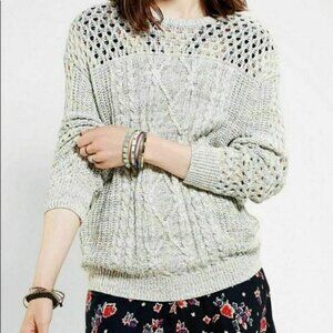 Urban Outfitters Knit Sweater Size Small Beige‎ Coincidence & Chance Cable Knit